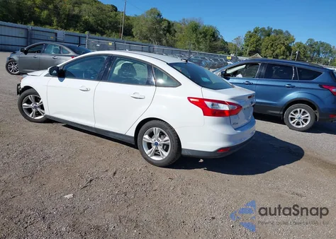 2014 Ford Focus Se z USA, uszkodzony, nr VIN 1FADP3F23EL196972